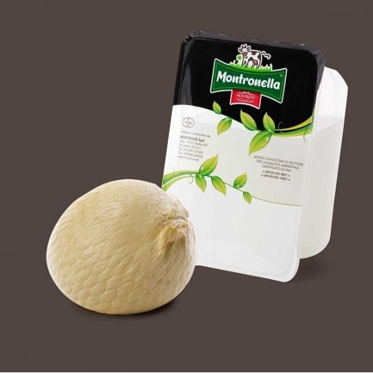 Provola di Scamorza Affumicata 500 g Montronella Provola di Scamorza Affumicata 500 g Montronella