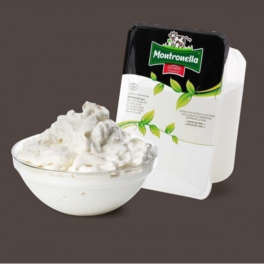 Stracciatella Montronella Caseificio Montrone Stracciatella Montronella Caseificio Montrone