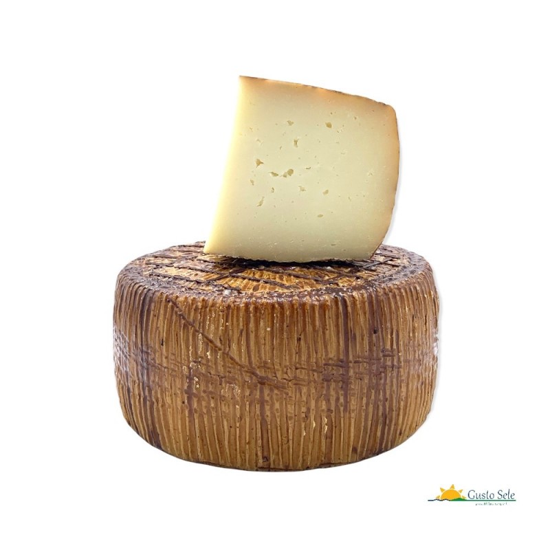 Puglia Formaggio di Capra da 2 kg Forma intera