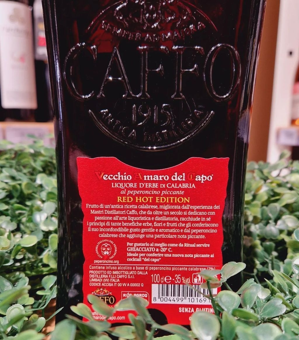 mignon 5 cl Vecchio Amaro del Capo red hot edition al peperoncino