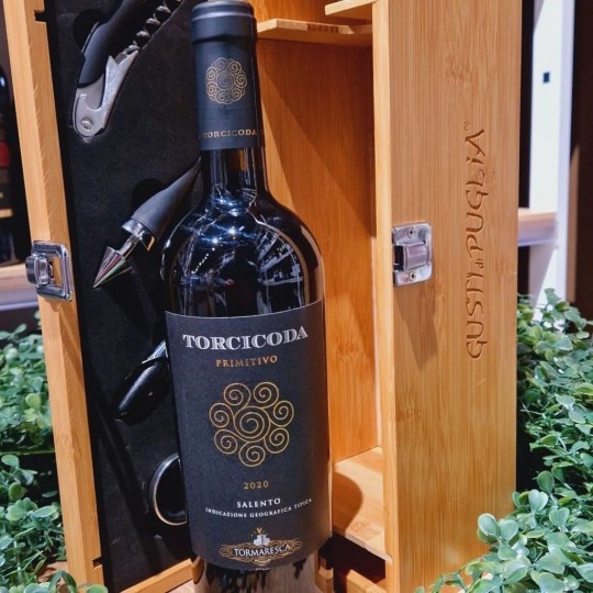 Primitivo Salento I.G.T. Puglia Torcicoda Tormaresca Primitivo Salento I.G.T. Puglia Torcicoda Tormaresca
