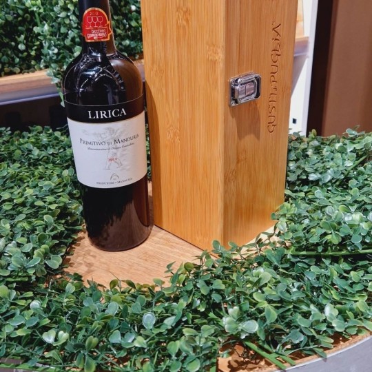 Lirica Produttori di Manduria Primitivo di Manduria Lirica Produttori di Manduria Primitivo di Manduria