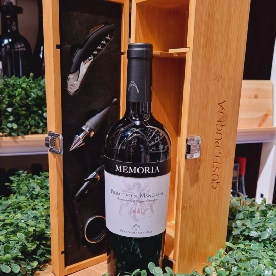 Memoria Produttori di Manduria Primitivo di Manduria Memoria Produttori di Manduria Primitivo di Manduria
