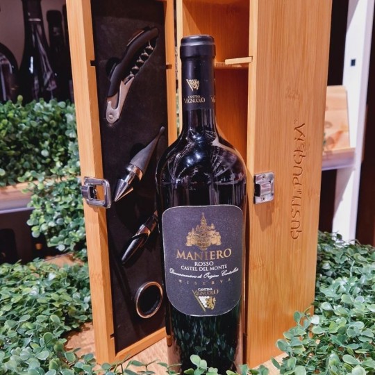 Maniero Rosso Castel Del Monte Riserva 2006 Vignuolo Maniero Rosso Castel Del Monte Riserva 2006 Vignuolo