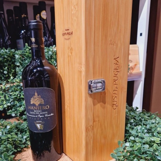 Maniero Rosso Castel Del Monte Riserva 2006 Vignuolo Maniero Rosso Castel Del Monte Riserva 2006 Vignuolo