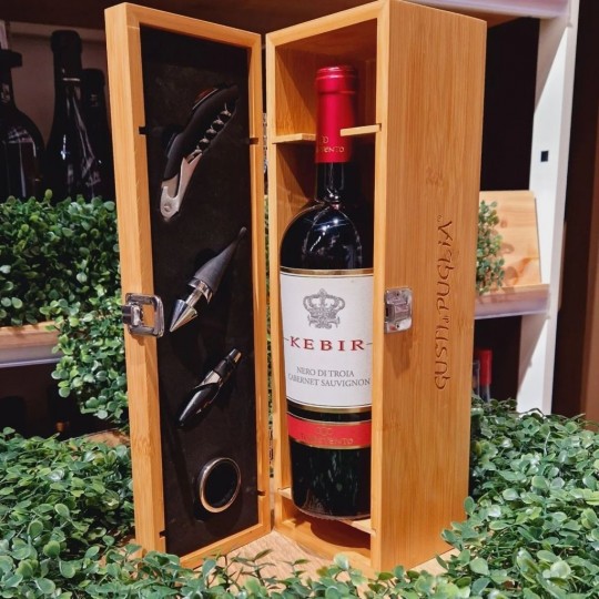 Kebir Nero di Troia & Cabernet - Torrevento Puglia Rosso IGT Kebir Nero di Troia & Cabernet - Torrevento Puglia Rosso IGT