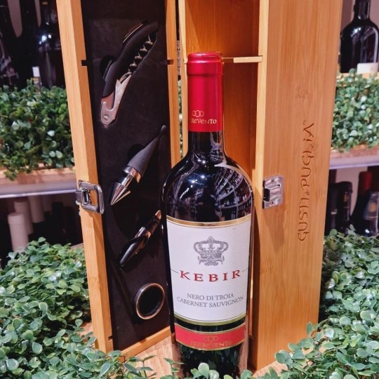 Kebir Nero di Troia & Cabernet - Torrevento Puglia Rosso IGT Kebir Nero di Troia & Cabernet - Torrevento Puglia Rosso IGT