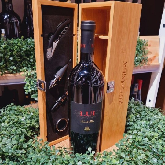 Lui Nero di Troia Albea 75cl Lui Nero di Troia Albea 75cl