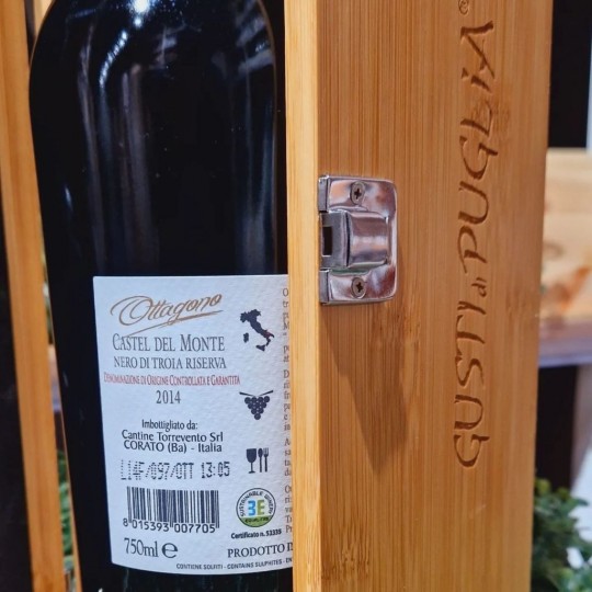 Nero di troia Riserva 2013 Castel del Monte DOCG Ottagono Torrevento Nero di troia Riserva 2013 Castel del Monte DOCG Ottagono Torrevento