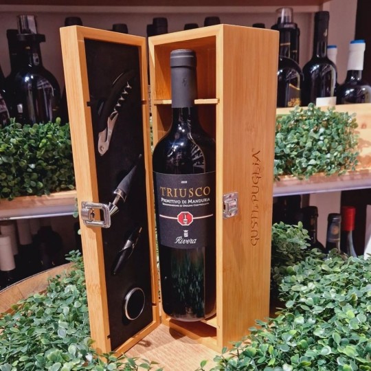 Triusco Primitivo di Manduria Puglia I.G.T. 75 cl Rivera Triusco Primitivo di Manduria Puglia I.G.T. 75 cl Rivera