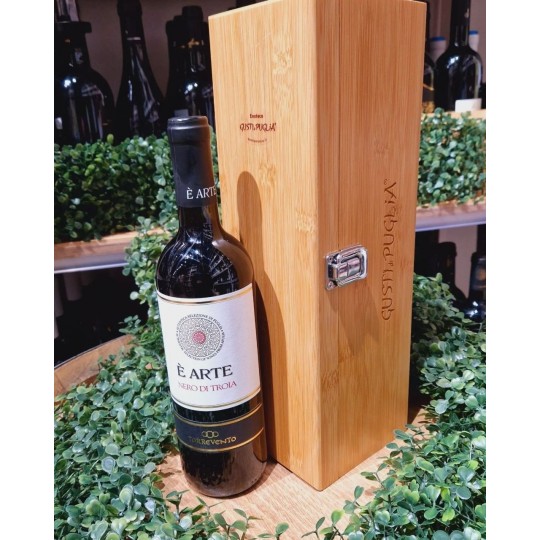 È Arte Nero di Troia I.G.T Torrevento 75cl