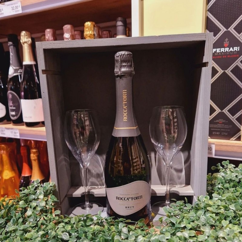 Azienda Rocca dei Forti Spumante  Vino Spumante Brut Rocca dei Fort...