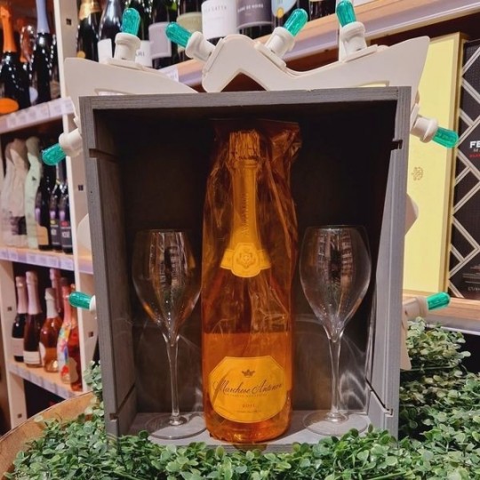 Tenuta Montenisa Rosé Franciacorta Brut Marchese Antinori 75cl Tenuta Montenisa Rosé Franciacorta Brut Marchese Antinori 75cl