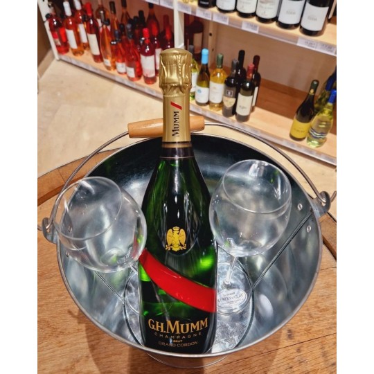 G.H. Mumm Champagne