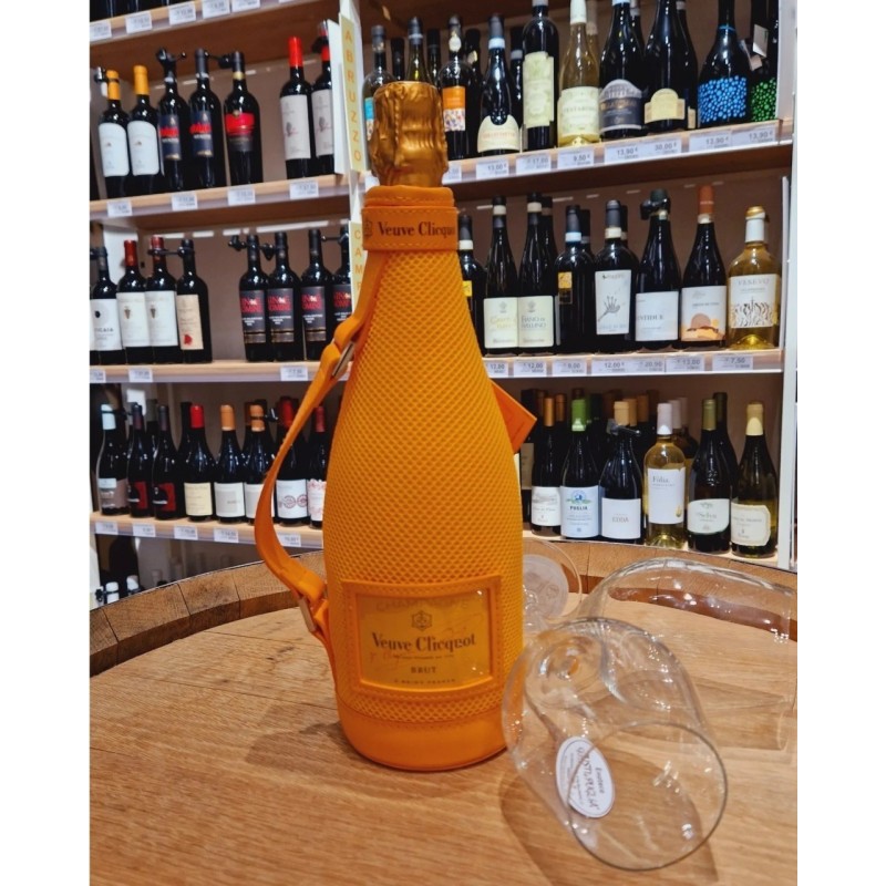 Clicquot Champagne Ice Jacket Yellow Label Brut Champagne Veuve Cli...