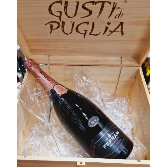 Ferrari Perlé Rosé Riserva Trento Doc 1.5l Ferrari Perlé Rosé Riserva Trento Doc 1.5l