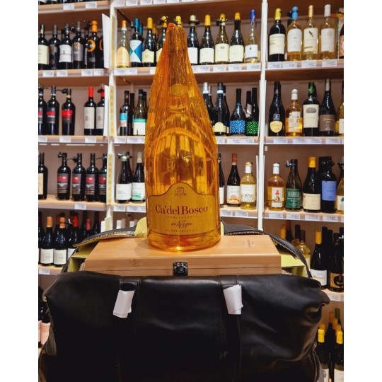 a' Del Bosco Cuvée Prestige Franciacorta DOCG Jeroboam Pelle Con Borsa Da Viaggio In Pelle a' Del Bosco Cuvée Prestige Franciacorta DOCG Jeroboam Pelle Con Borsa Da Viaggio In Pelle
