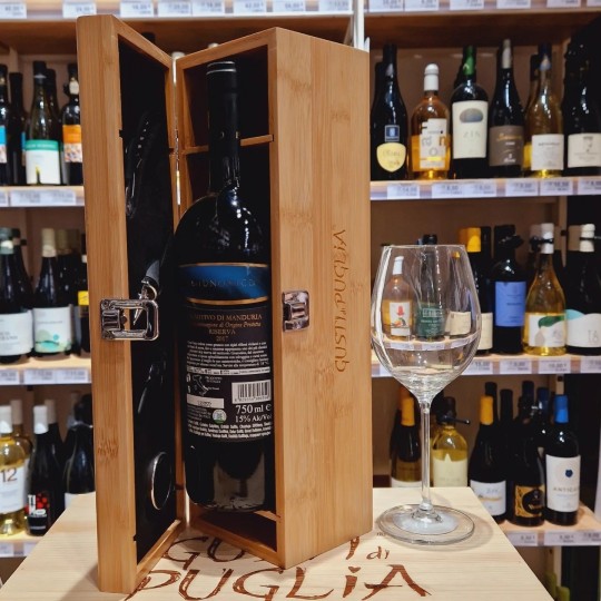 Giunonico Primitivo di Manduria Paolo Leo Giunonico Primitivo di Manduria Paolo Leo