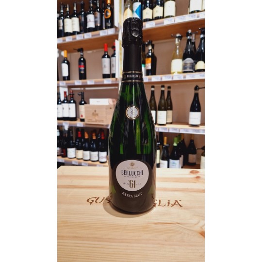 Berlucchi Extra Brut Franciacorta DOCG '61 75cl