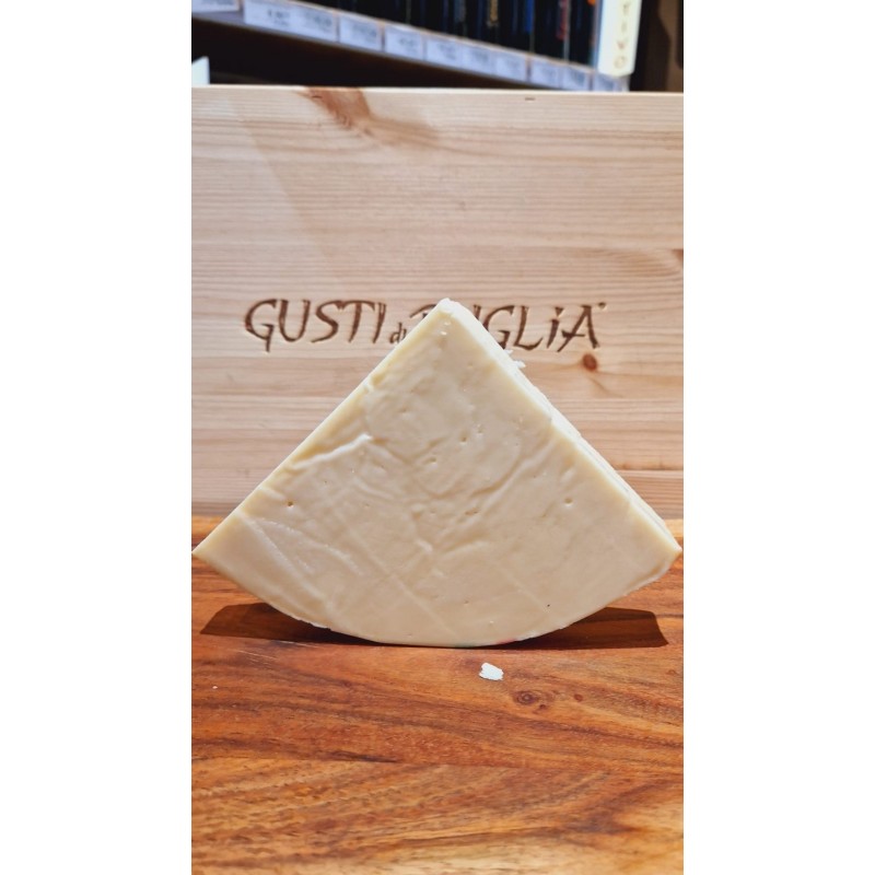 Auricchio FORMAGGIO Auricchio Provolone Piccante Trancio