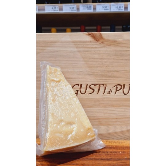 Il Parmigiano Reggiano Il Trancio Il Parmigiano Reggiano Il Trancio