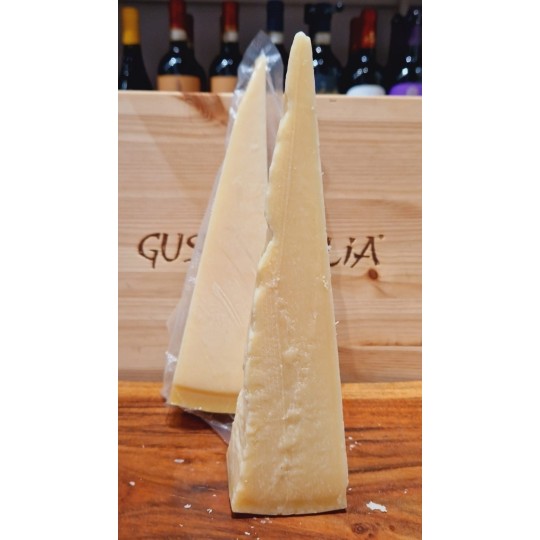 Grana Padano D.O.P. Il Trancio Grana Padano D.O.P. Il Trancio